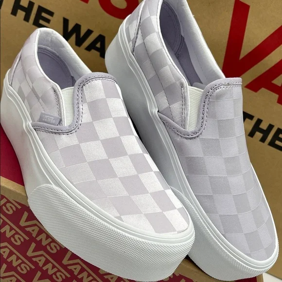 Vans Platform Sneakers Classic Slip-On Stackform
Satin Checkerboard Lilac - Picture 6 of 16